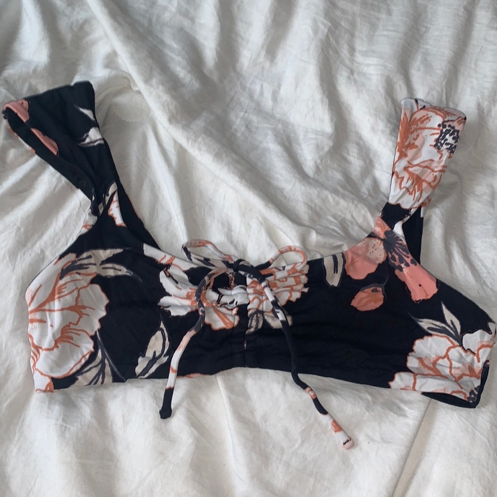 Roxy floral swim top